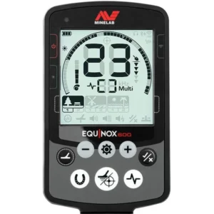 Minelab Equinox 600 detector display and controls